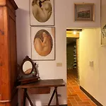 Tognazzi - Casa Ipazia *